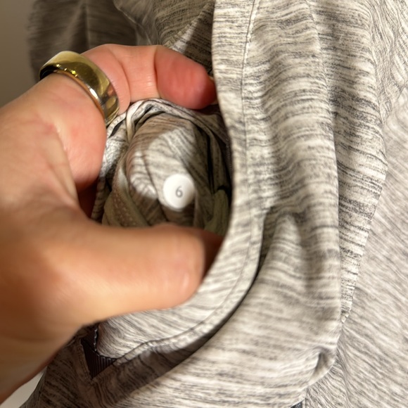 Lululemon Running Jacket Size 6 - Picture 6 of 7
